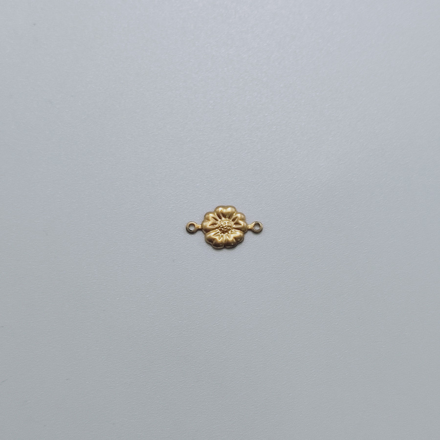 Flower with /2 Jump Rings