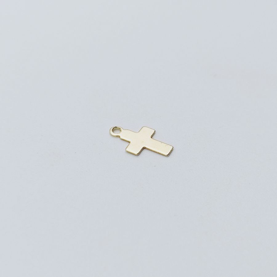 Cross / Crucifix Small - Models – Image 3