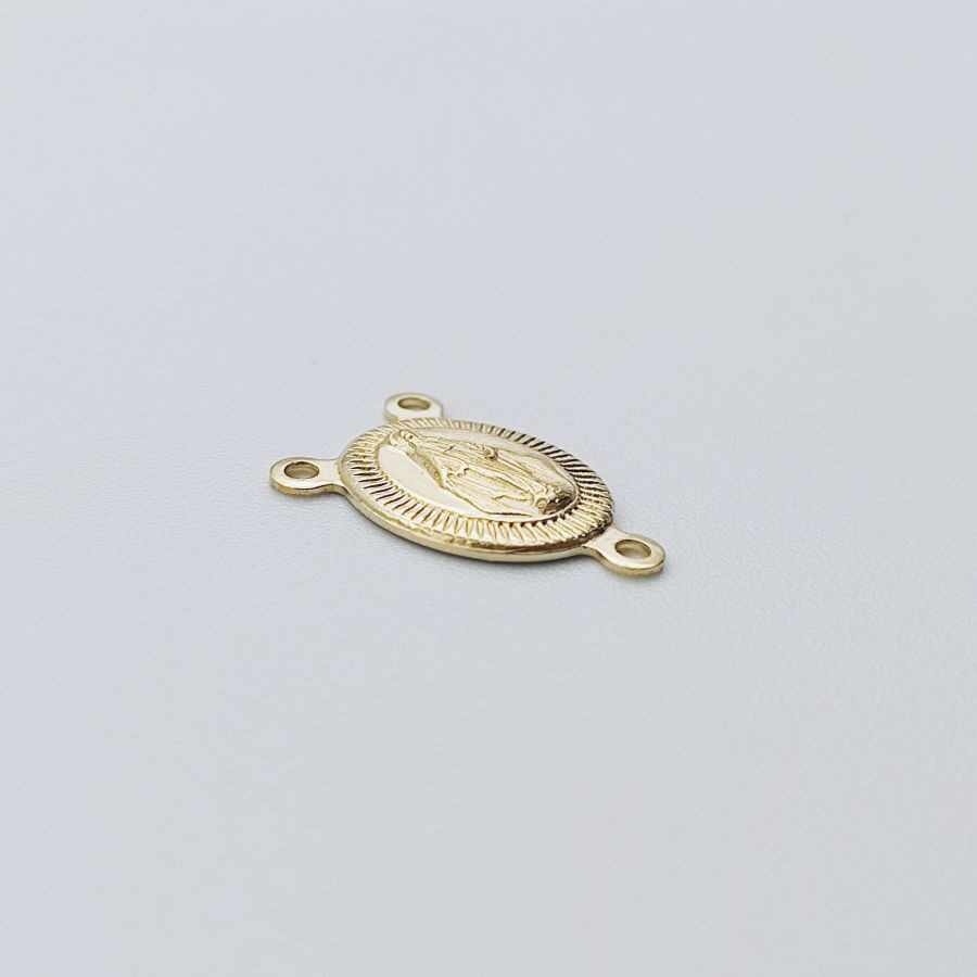 Medal Oval Small with Edge Scored 3 Jump Rings - Models – Image 4