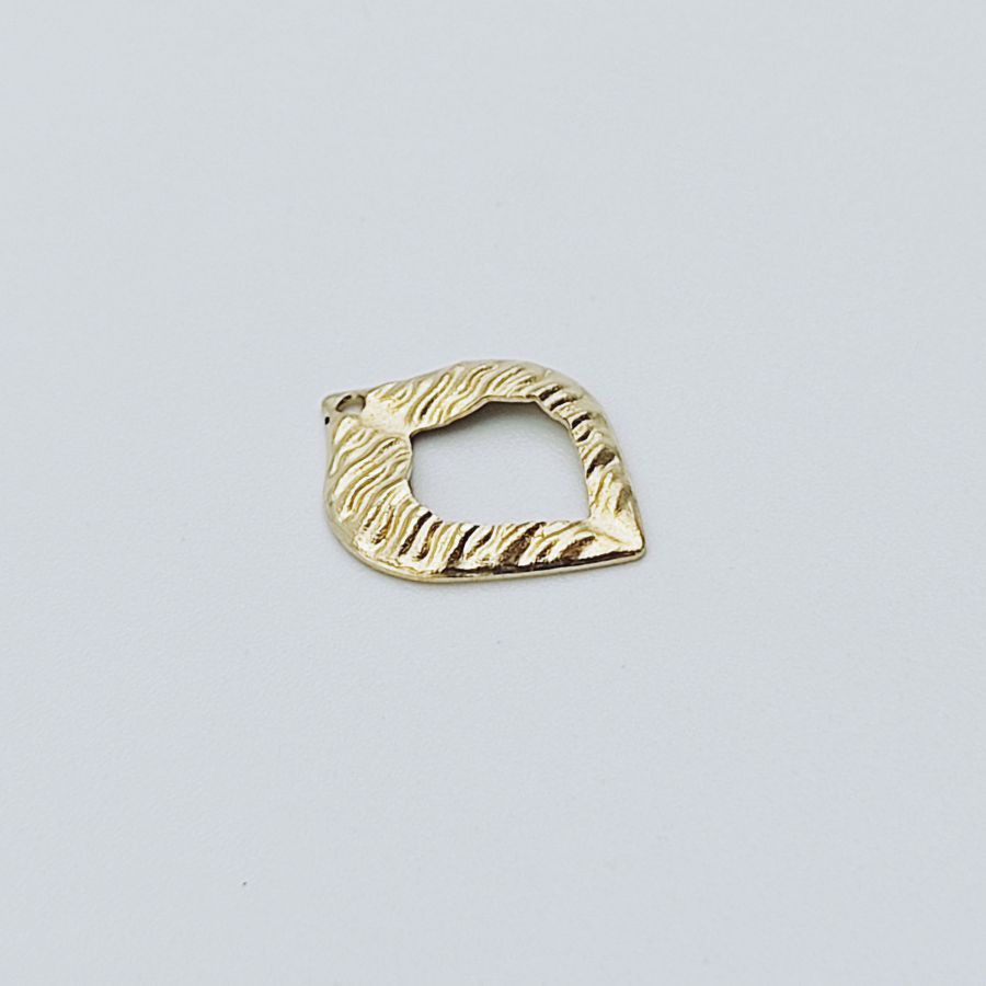 Leaf Openwork