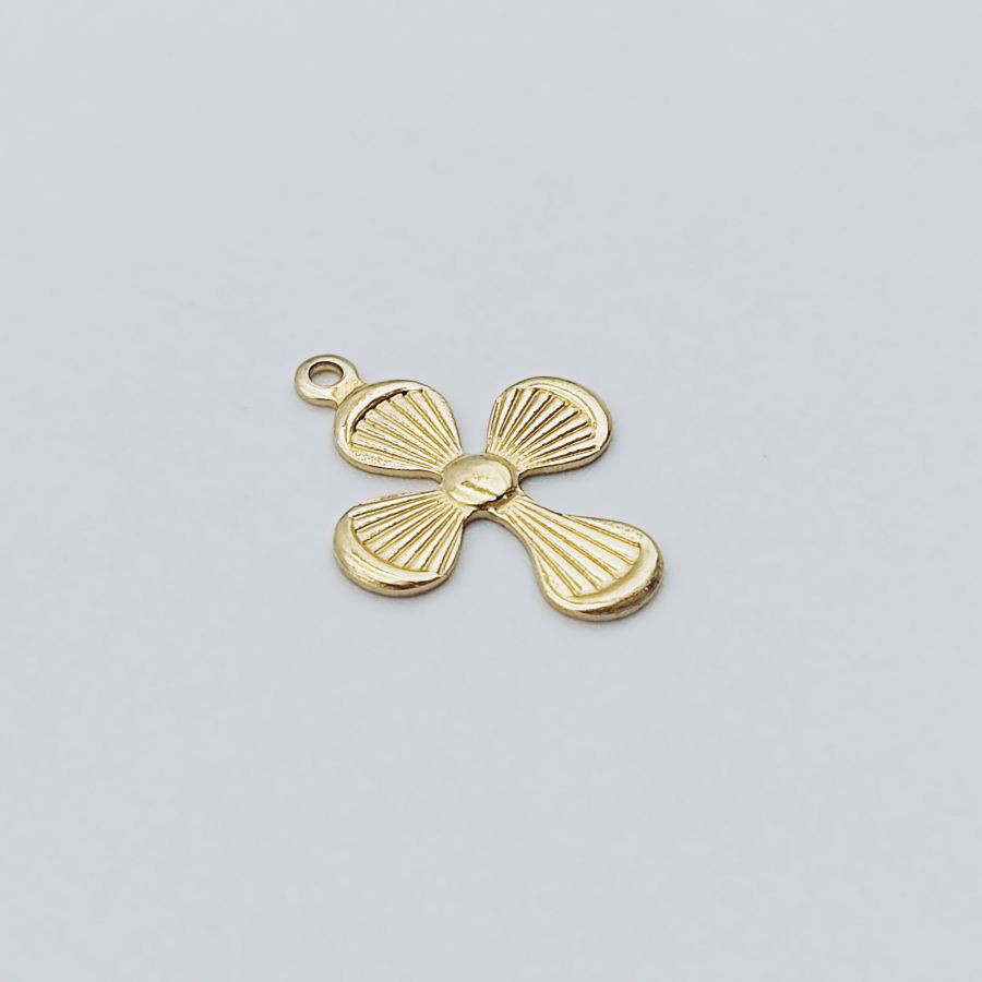 Cross Scored – Image 2