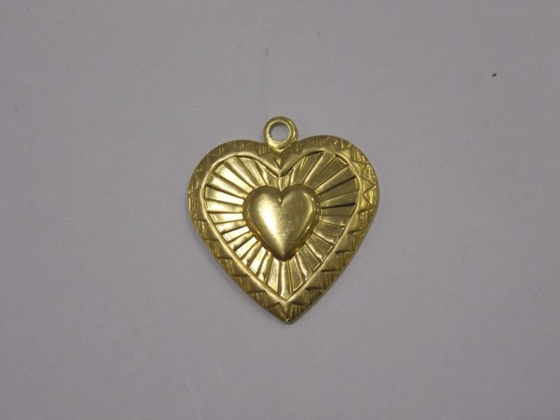 Heart 17mm Detail Diamond-cut Heart Plain Center with 1 Bail