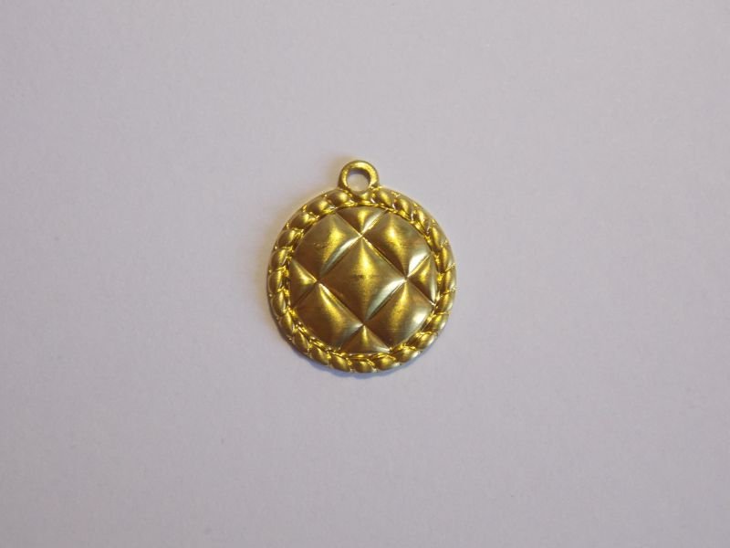 Round 12mm Stamped Cushion with Edge Twisted with Bail