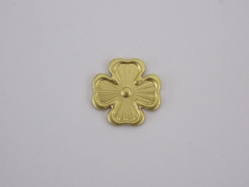 Clover 12mm for Resin without Bail