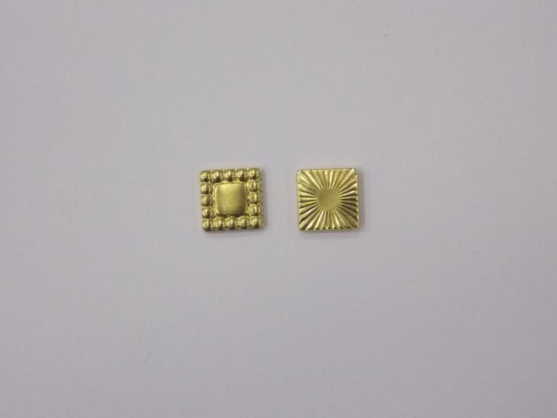 Square 5mm Plain with Small Balls without Bail