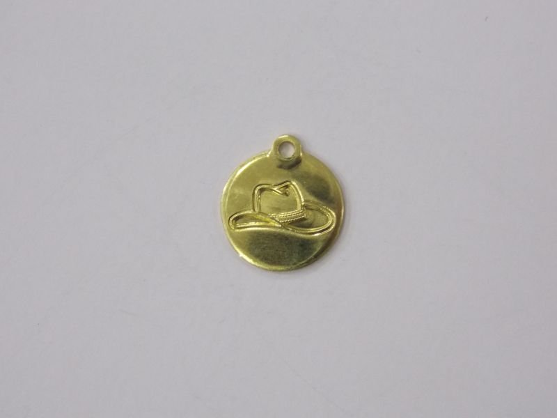 Medal 11mm Hat Solid (back Diamond-cut) with Bail