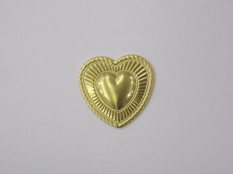 Heart 17mm Edge Rope Chain with Detail Center without Bail