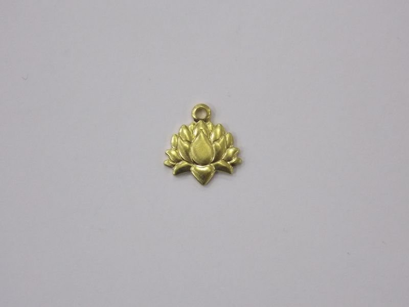 Flower of Lotus 8mm with Bail