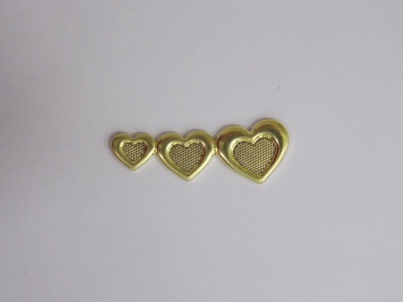 3 Hearts Edge Plain Middle Textured 24mm without Bail (right)