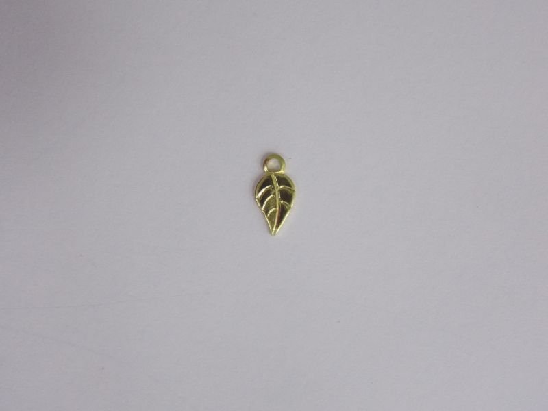Leaf 6mm Stamped Straight with Bail