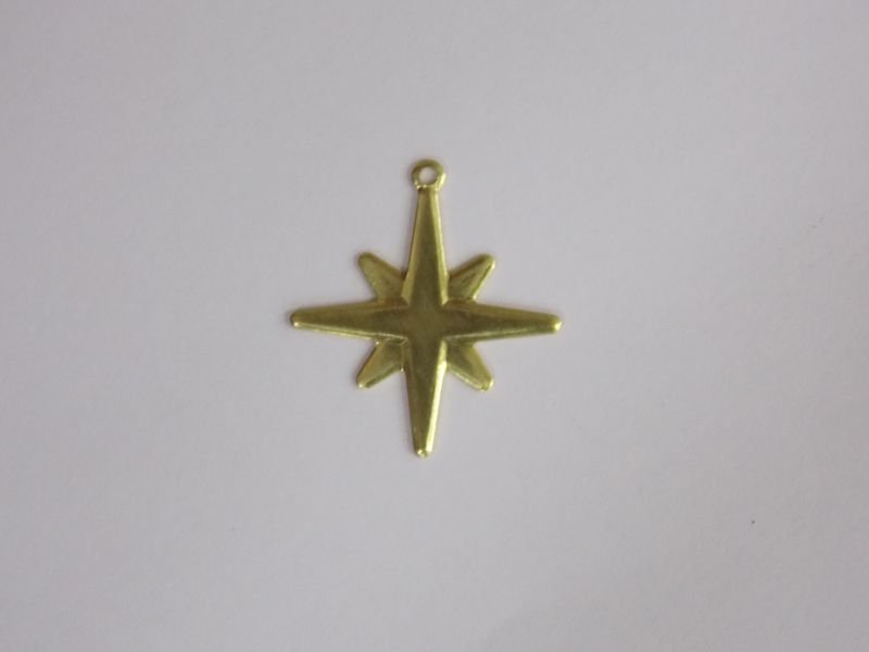 Accessory Star 18mm Plain with Bail