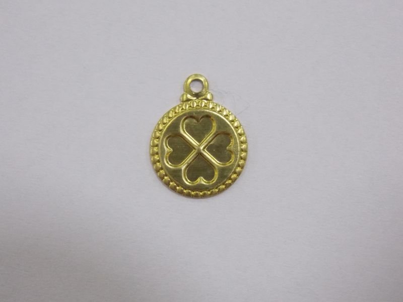 Round 11mm with Clover Edge Diamond-cut with Bail