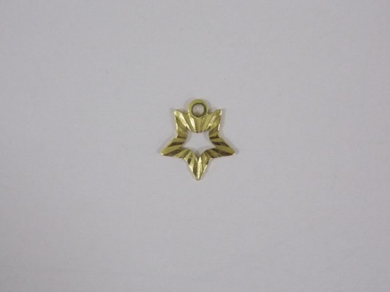 Star 8mm Openwork Diamond-cut with 1 Bail Bottom