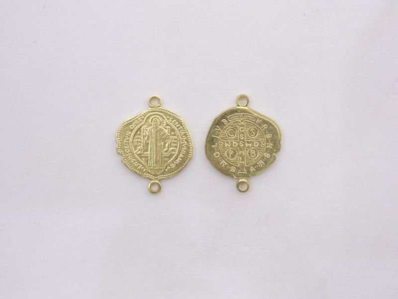 Saint Benedict Irregular 15mm with 1 Bail Top 1 Bottom