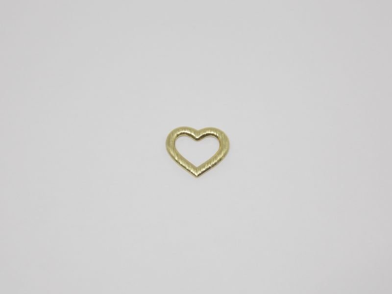 Heart 10mm Edge Sanded Center Openwork without Bail