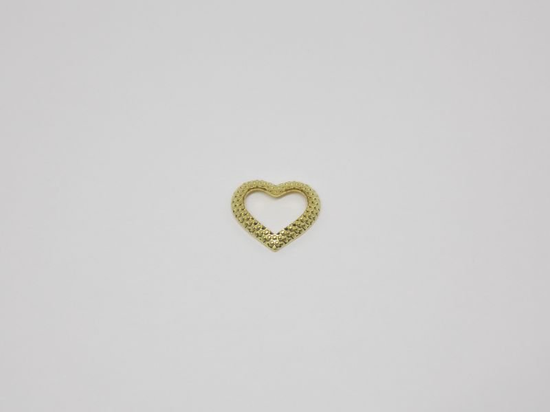 Heart 10mm Edge Textured Center Openwork without Bail