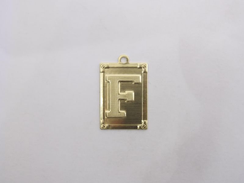 Rectangle Letter F 20x28mm (5-2462)