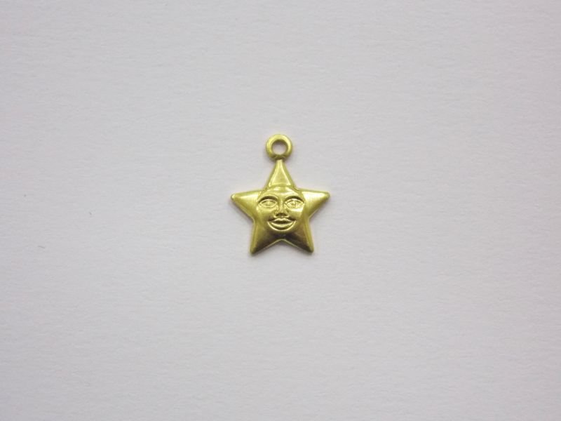 Star with Face 8mm with 1 Bail