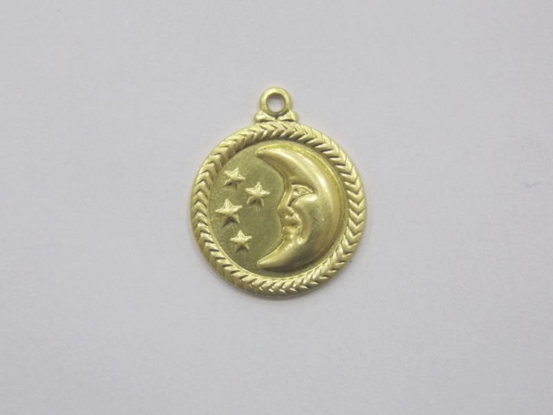Medal 15mm Moon with Star Edge Straight with Jump Ring (nova3)