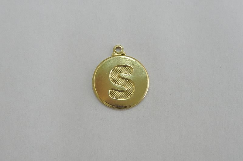 Round 15mm with Letter S Textured with Bail