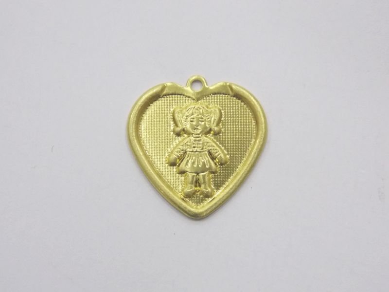 Heart 19mm Side B Textured with 1 Girl