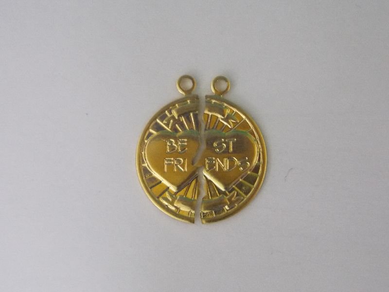 Pendant Face Half Best Friends 20mm Sheet 0,40