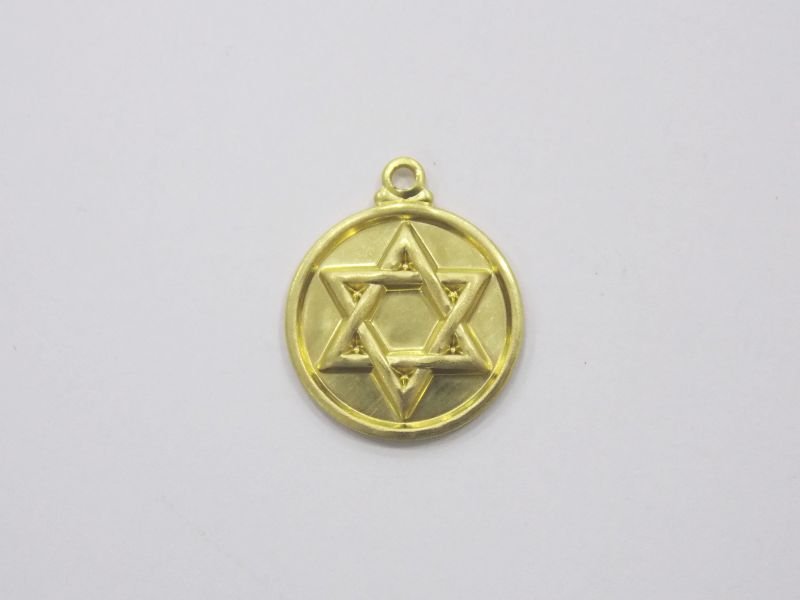 Pendant Round with Star Davi Stamped 15mm