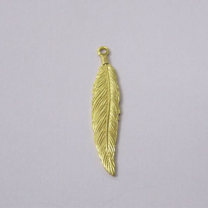 Feather Stamped 30mm with Bail