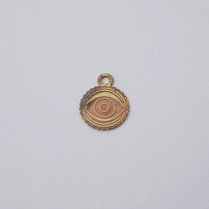 Photo-etched Medal Wavy with Eye Greek 10mm