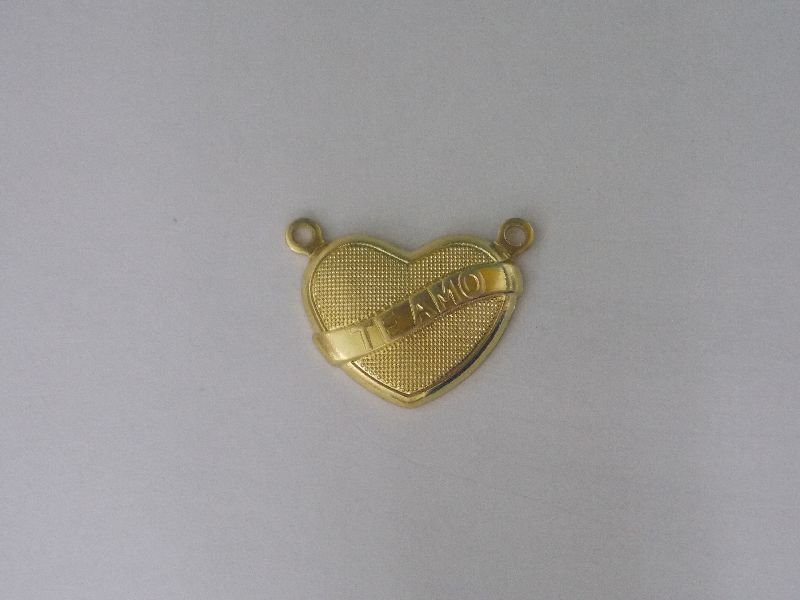 Heart Textured "te Amo" with 2 Bails 16mm