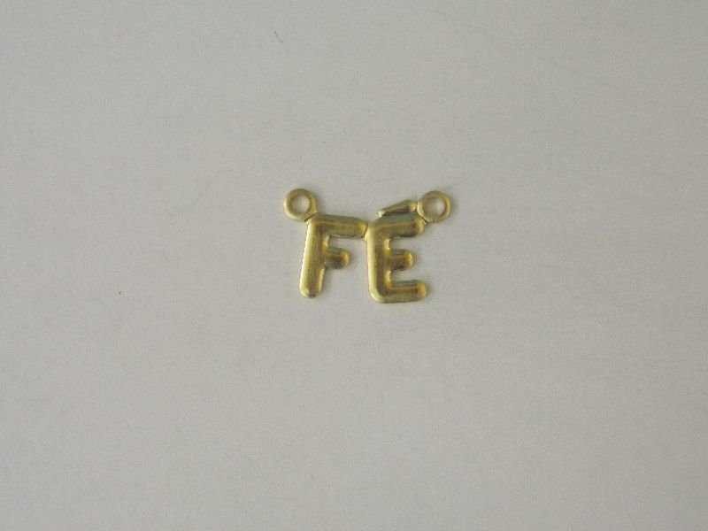 "fe" 15mm with 2 Jump Rings
