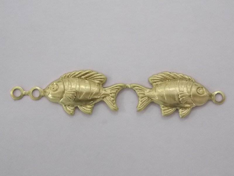 Fish Double 18mm with 3 Jump Rings for Fold