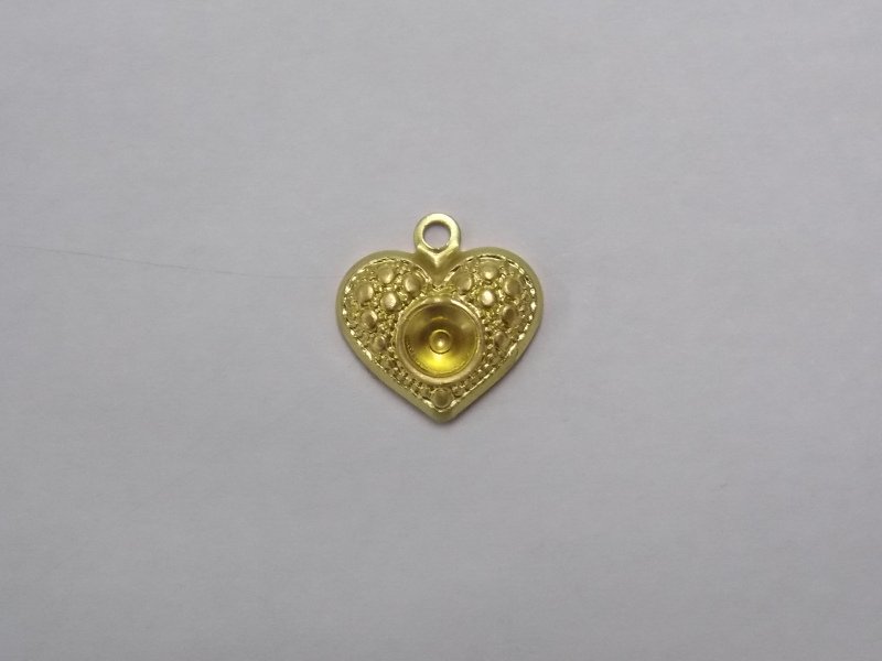 Heart 12mm with Small Balls Plain for Stone with Jump Ring