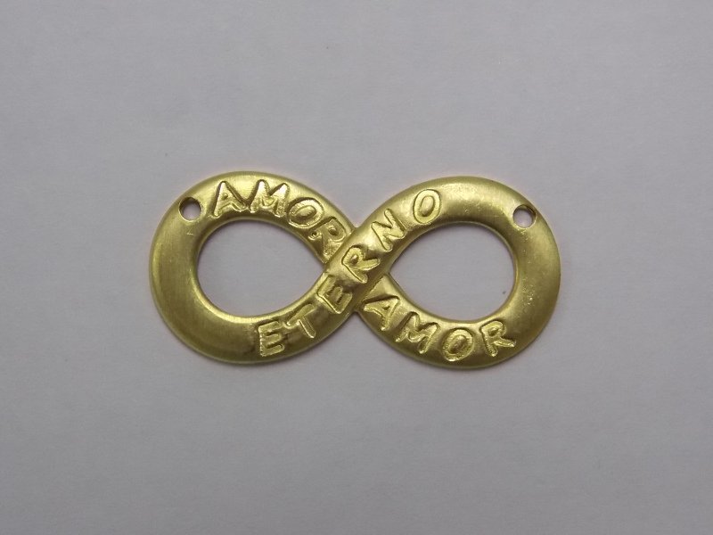 Infinity Love Eternal Love 22mm with 2 Holes Top