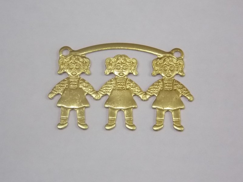 Pareo Ring with 3 Girl with 2 Bail 17x26mm