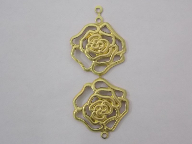 Pendant Rose Double Openwork 20mm with 3 Bail for Fold