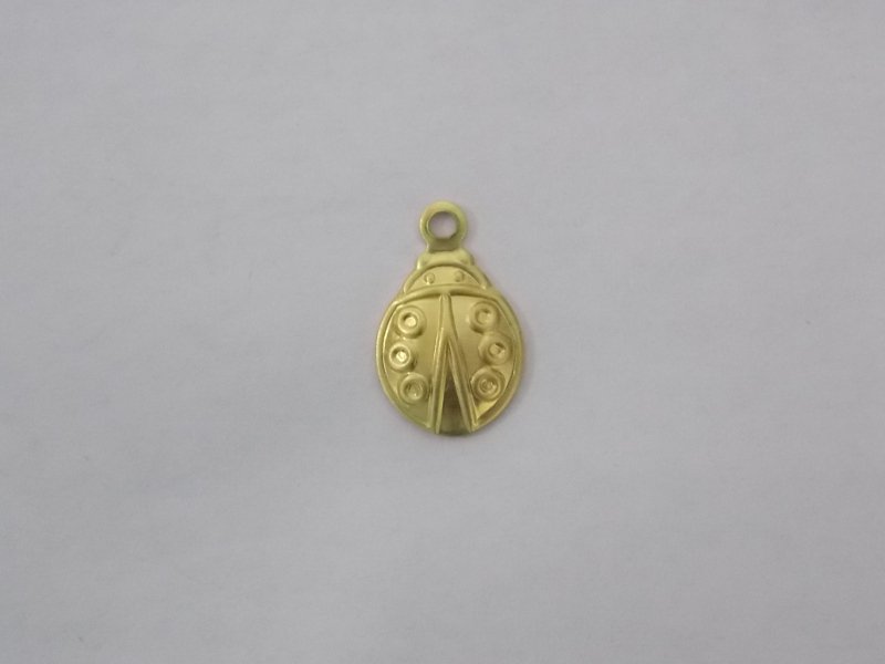 Ladybug 10mm with 1 Bail - Half