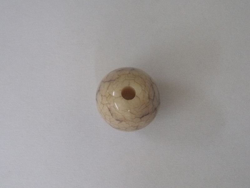 Ball 14mm Acrylic Beige with Pass-through Hole