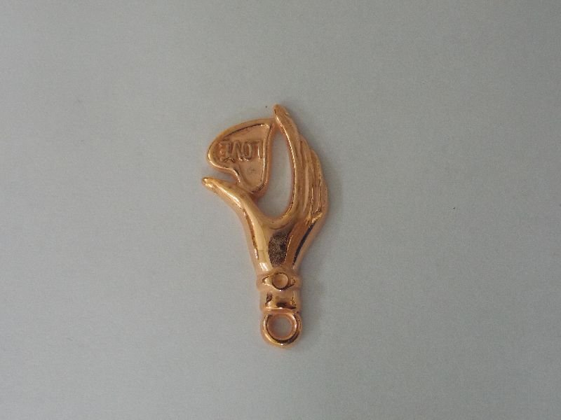 Hand with Heart ABS with Bail 25mm