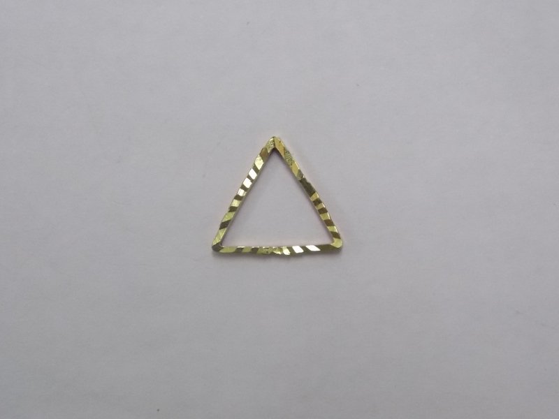 Triangle Openwork Diamond-cut 12x12mm