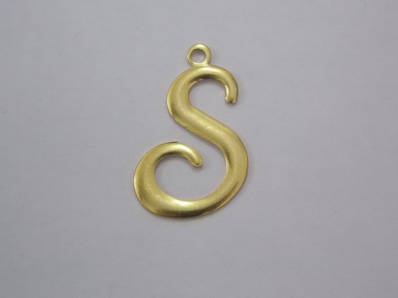 Letter S 20mm Plain