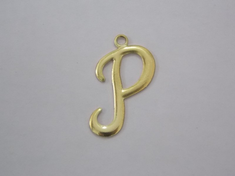 Letter P 20mm Plain