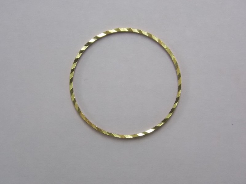 Round Openwork Diamond-cut 20mm