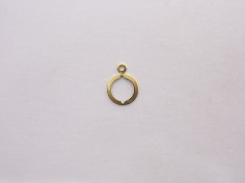 Small Globe for Pearl / 4 mm with Small Jump Ring