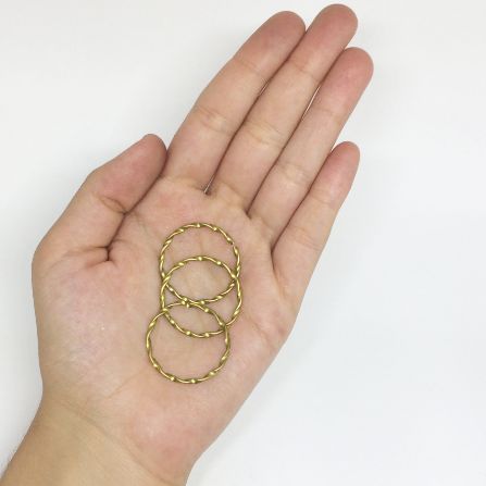 Jump Ring of Wire Laminated Twisted 2X23 - Image 2